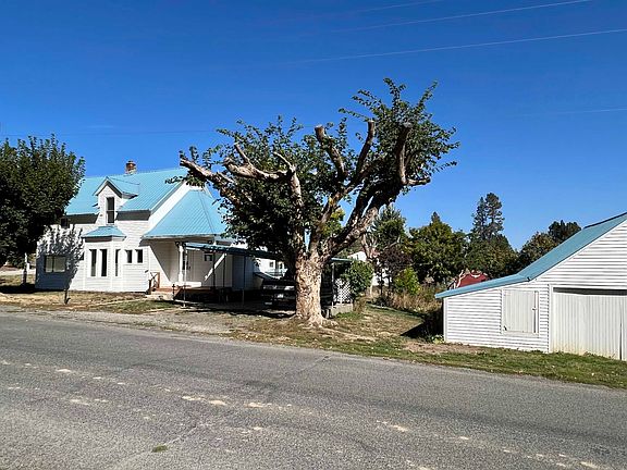 2nd image of 304 E Emma St