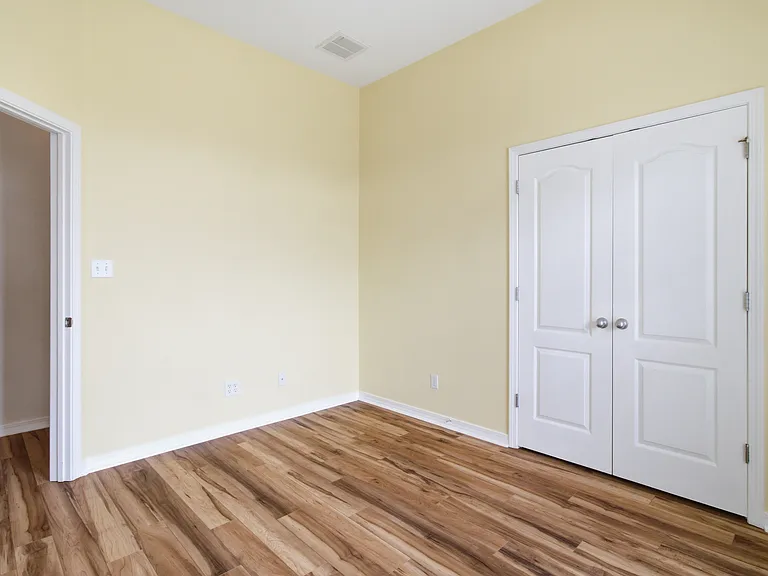 4759 Spears St — Photo 7