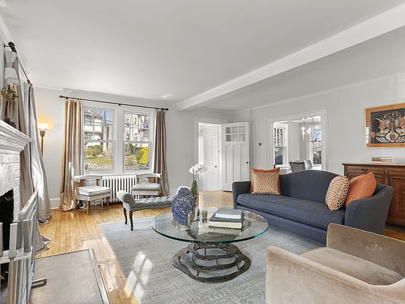 51 Villa Rd Larchmont NY 10538-print-016-015-003-4200x2800-300dpi.jpg