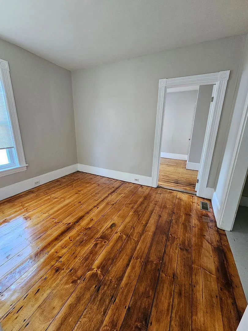 41 Hevey St — Photo 2