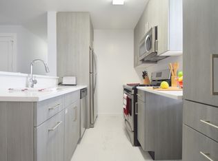 29 Davenport Ave APT 02J, New Rochelle, NY 10805