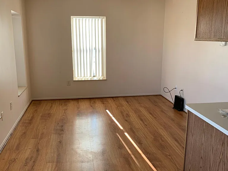 54 S Broadway St #23 — Photo 9