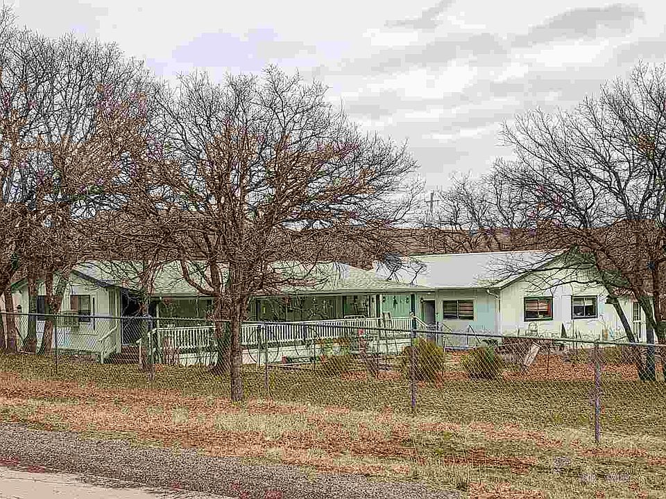 1st image of 13612 Fir Dr