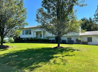 386 N Little Tor Rd, New City, NY 10956