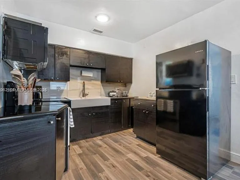 1021 NW 37th Ave #1021 — Photo 1