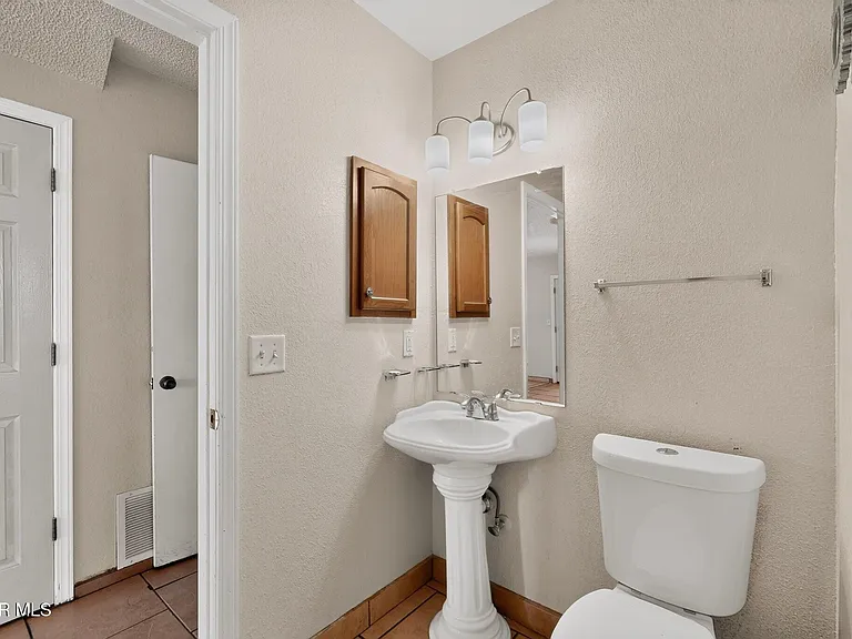 14224 Desert Ash Dr — Photo 25