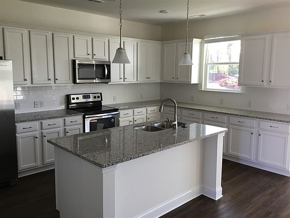 4th image of 4817 Weber Ct