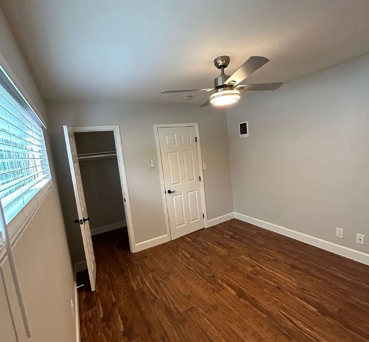 1 bed, $2,400 — Photo 1