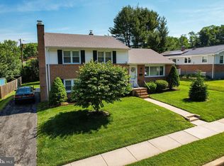 1922 Drummond Rd, Catonsville, MD 21228