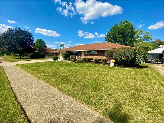 2nd image of 1773 Hillwood Dr