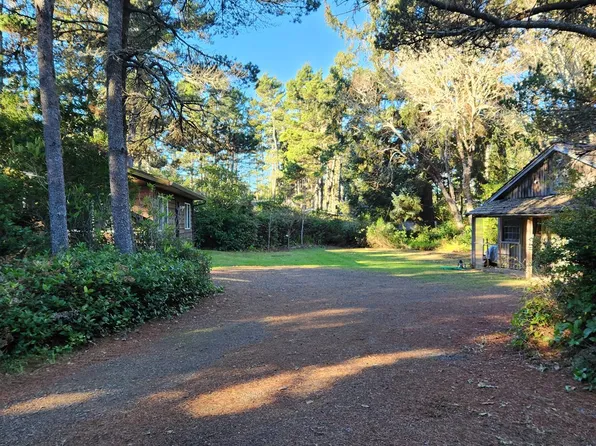 4803 Seapine Dr, Florence, OR 97439