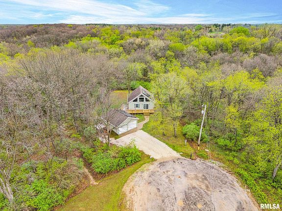 3rd image of 488 Greenbriar Ct