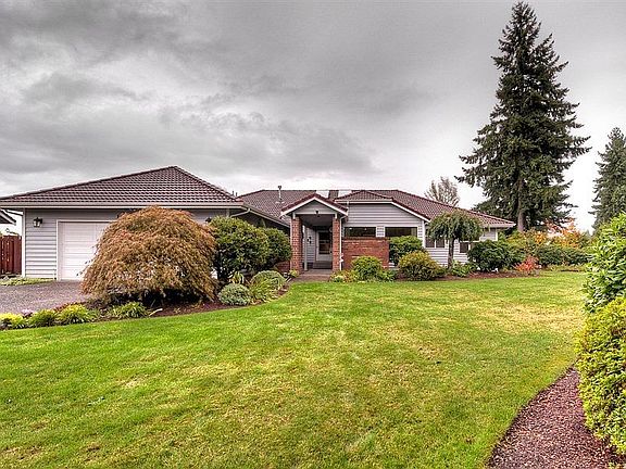 2nd image of 13011 133rd Avenue Ct E