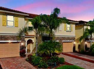 9512 SW Merlin Ct, Stuart, FL 34997