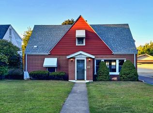 4228 W 100th St, Oak Lawn, IL 60453