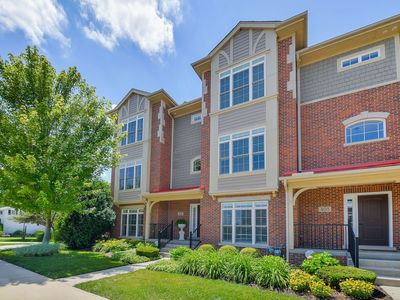 402 N 1st St, Geneva, IL, 60134