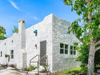 719 Briggs Street, West Palm Beach, FL, 33405