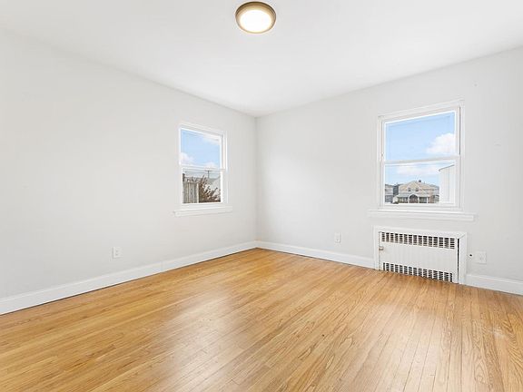 4th image of 149-27 118th St