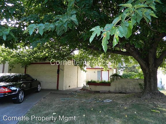 3rd image of 2540 S Whitney Blvd