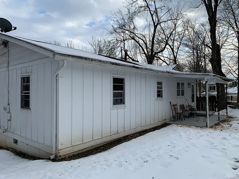 149 Walnut St — Photo 14