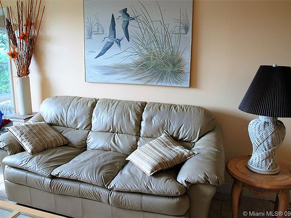 3rd image of 3505 NW 48th Ave APT 607