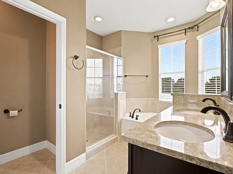 117 Hedgewood Dr — Photo 13