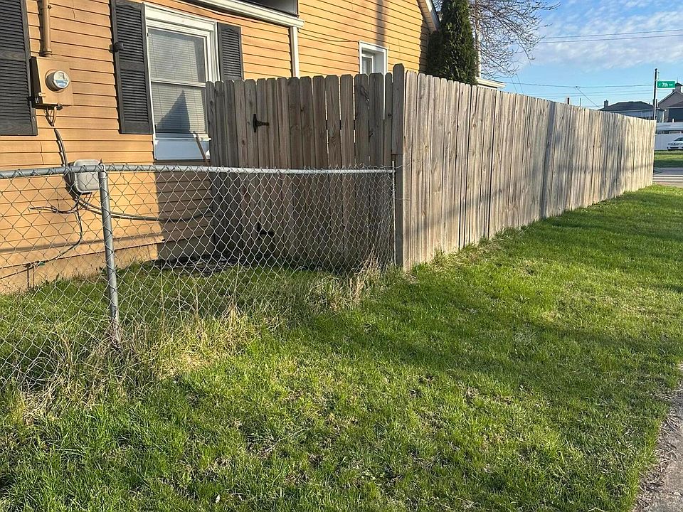 2nd image of 3014 E 7th Ave