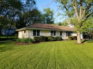 603 Parkway Dr, Wheaton, IL 60187