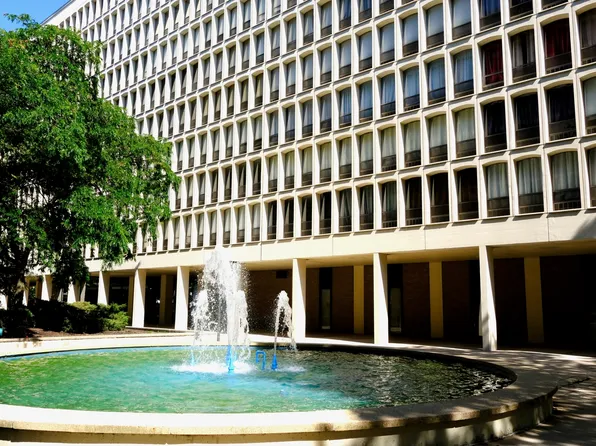 1451 E 55th St APT 319N, Chicago, IL 60615