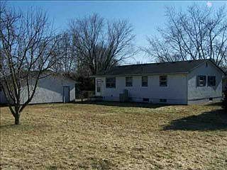 4th image of 904 Cherrywood Dr