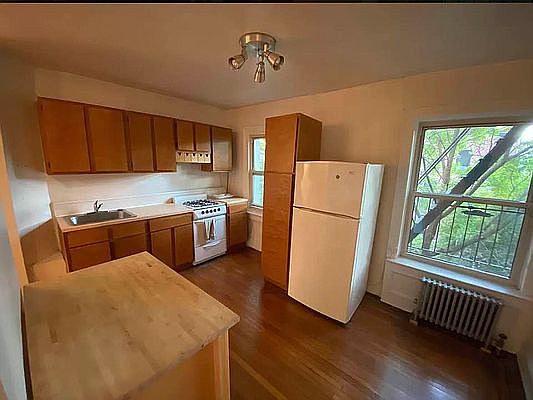 1st image of 50 Livingston St #3A