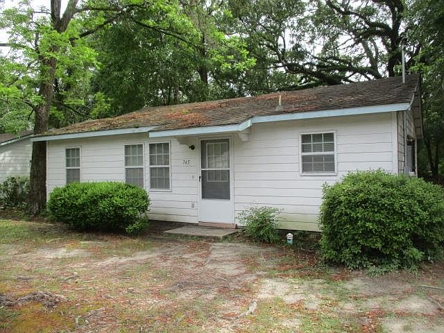 1st image of 745 E Brookwood Dr