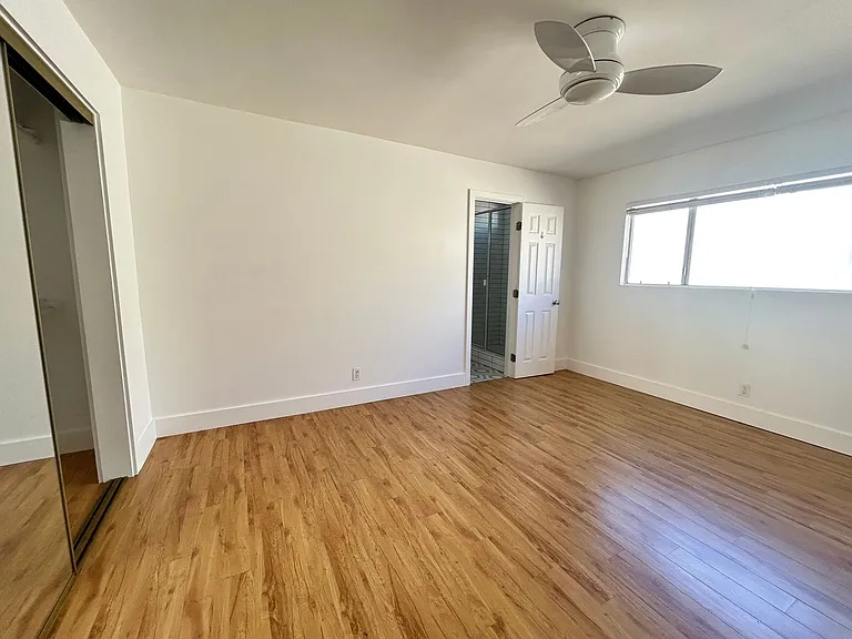 370 Obispo Ave Long Beach, CA 90814 — Photo 6