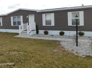 120 Fawn Valley Rd, Stroudsburg, PA 18360