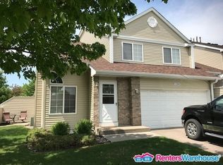 1200 Black Oak Dr, New Brighton, MN 55112