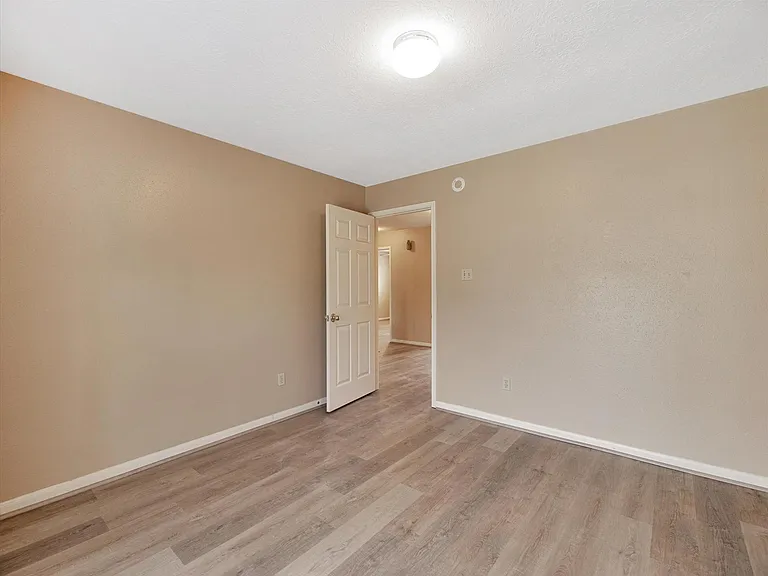 16423 Ash Point Ln — Photo 39