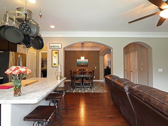 5th image of 5758 Marshfield Dr