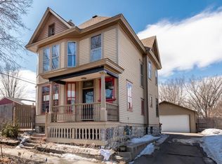 321 Avon St N, Saint Paul, MN 55104