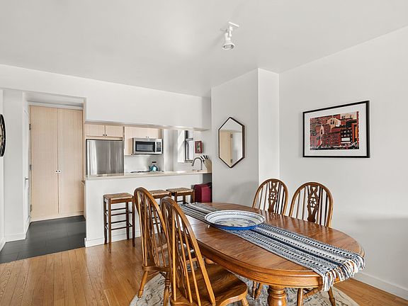 3rd image of 2101 Frederick Douglass Blvd APT 8B