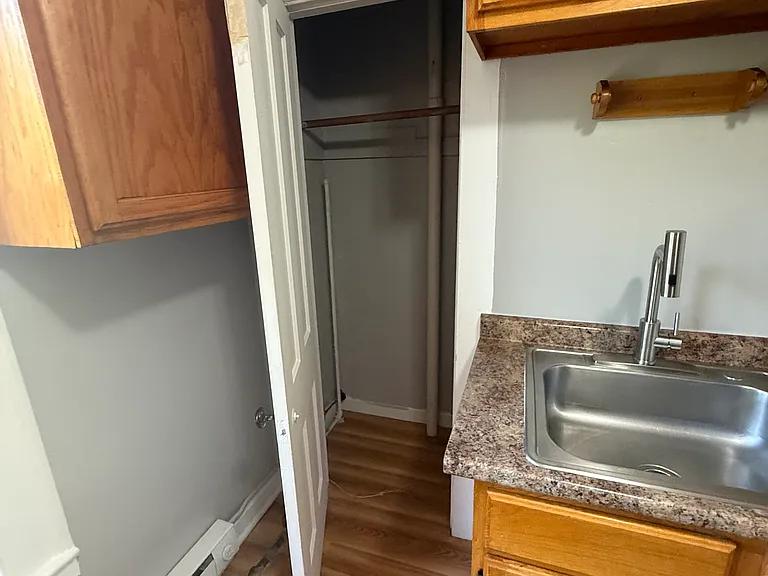249 Blue Hills Ave #2W — Photo 7