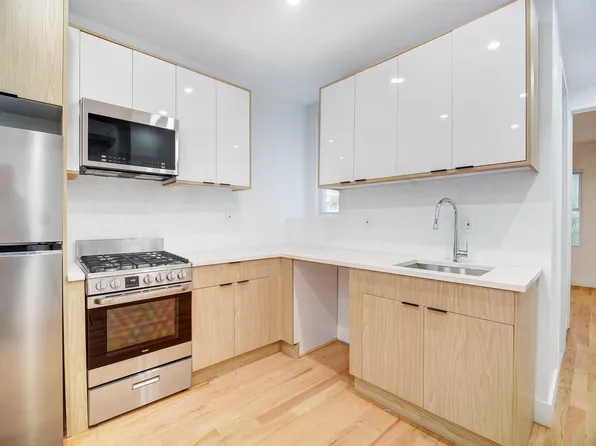 151 Williams Avenue image 19 of 19