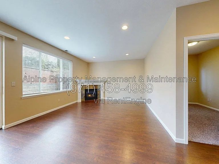 9495 NW Ember Ln — Photo 11