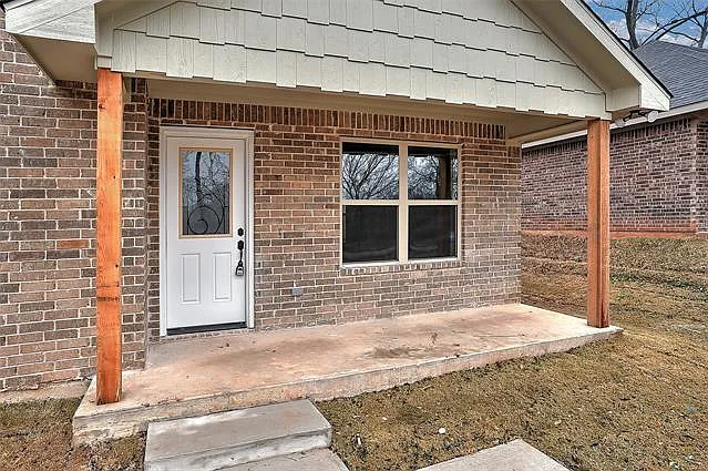3 bed, 1252 sqft, $1,525 — Photo 2