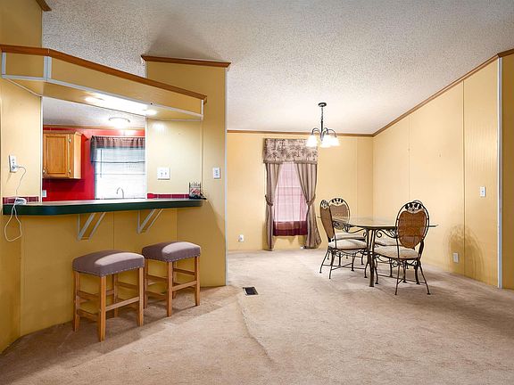 5th image of 470 Strong Rd