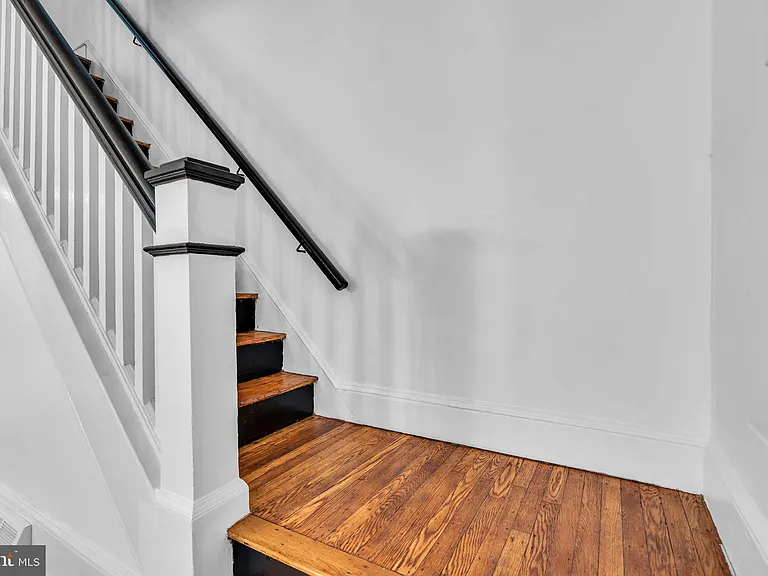 110 Delaware Ave — Photo 13