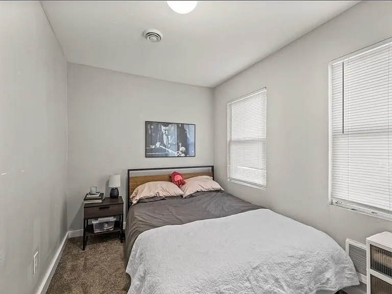 2742 California St NE #2 — Photo 12