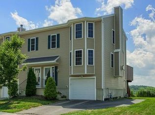 6 Pearlbush Path, Worcester, MA 01607