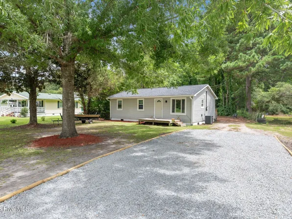 210 Fairview Street, Havelock, NC 28532