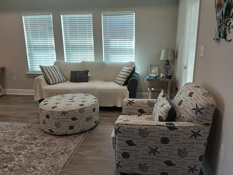 3817 Borman Ct — Photo 6