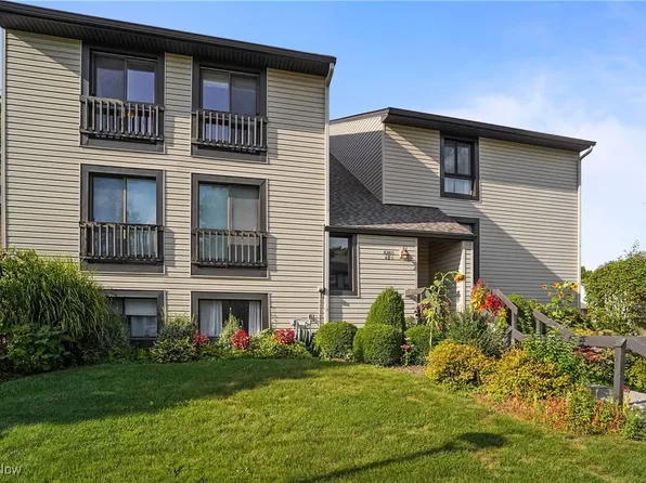 6280 Greenwood Pkwy #5, Northfield, OH 44067